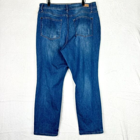 Judy Blue Button Fly Boyfriend Fit Jeans Size 18W Distressed Medium Wash - Picture 3 of 8
